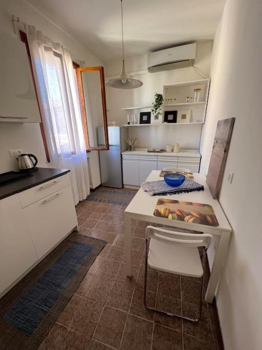 Incantevole Mini Appartamento In Centro A Padova. Eksteriør billede